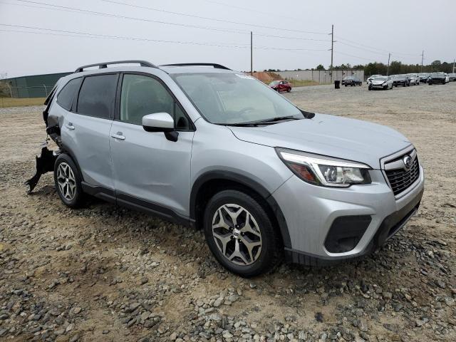 76694743-2020-subaru-forester_4