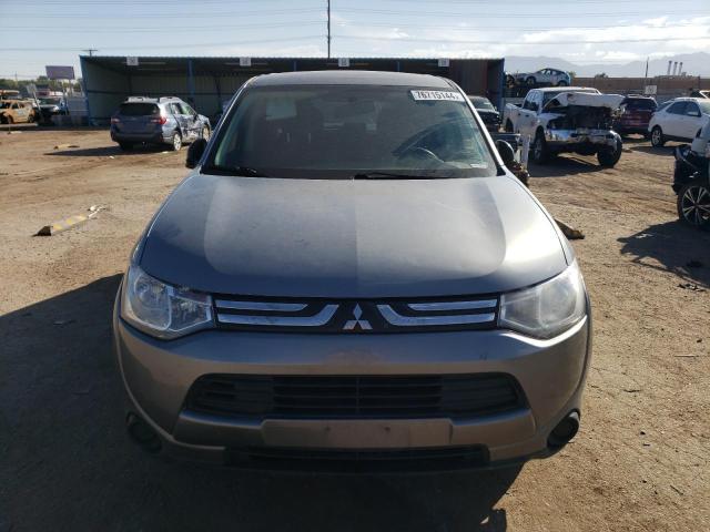 76715144-2014-mitsubishi-outlander_5