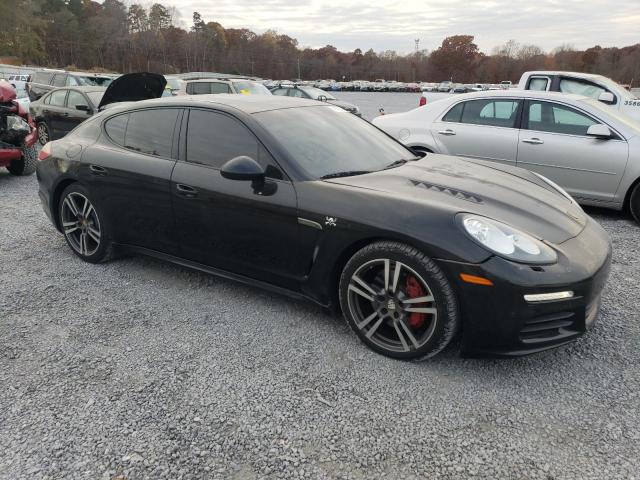 76720153-2012-porsche-panamera_4