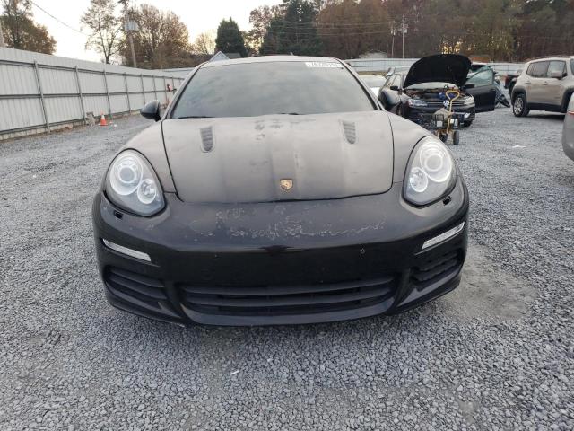 76720153-2012-porsche-panamera_5