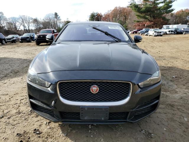 76746133-2017-jaguar-xe_5