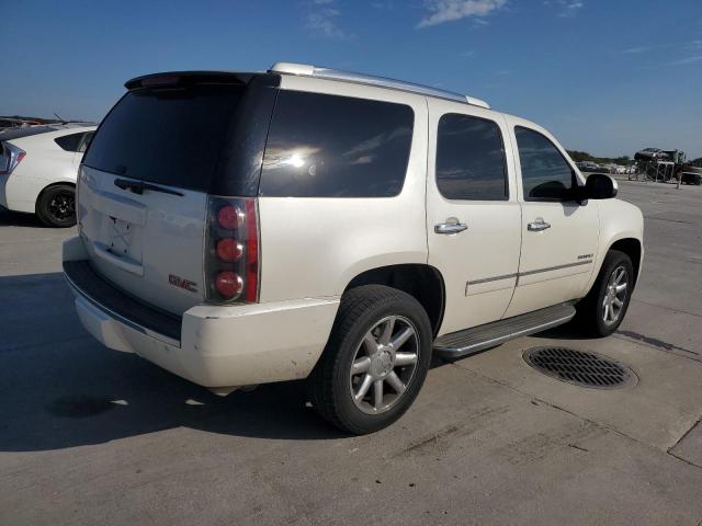 76756474-2011-gmc-yukon_3