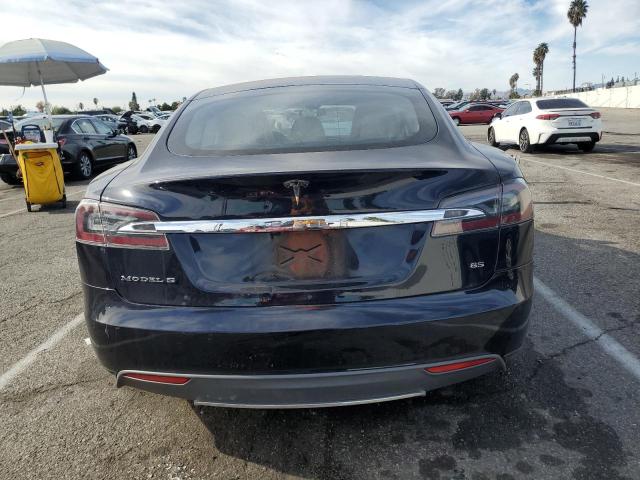 76797843-2015-tesla-model-s_6