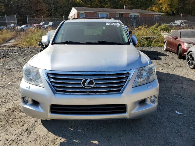 76888494-2011-lexus-lx570_5