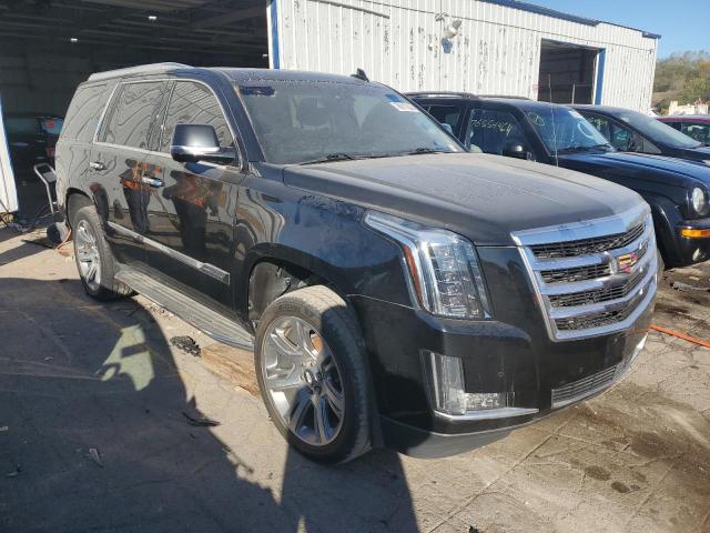 76917244-2016-cadillac-escalade_4