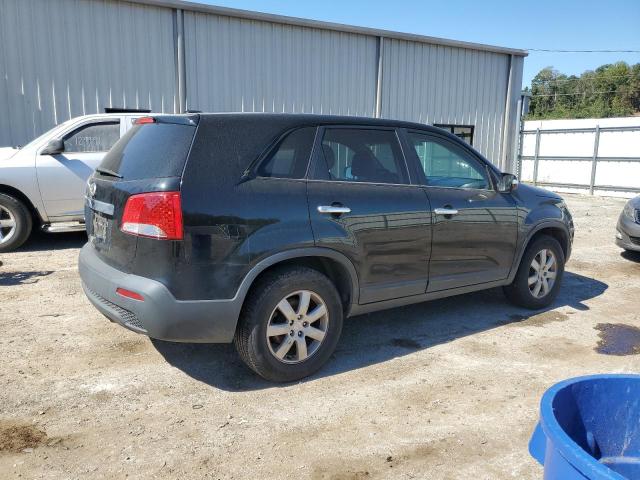 76923884-2011-kia-sorento_3