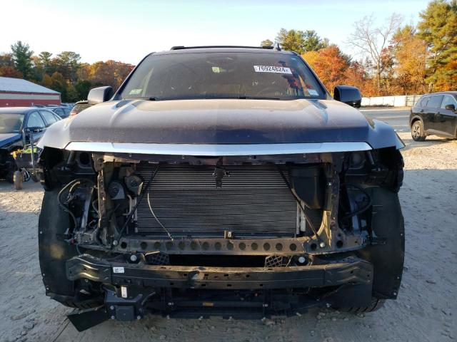 76924824-2022-cadillac-escalade_5