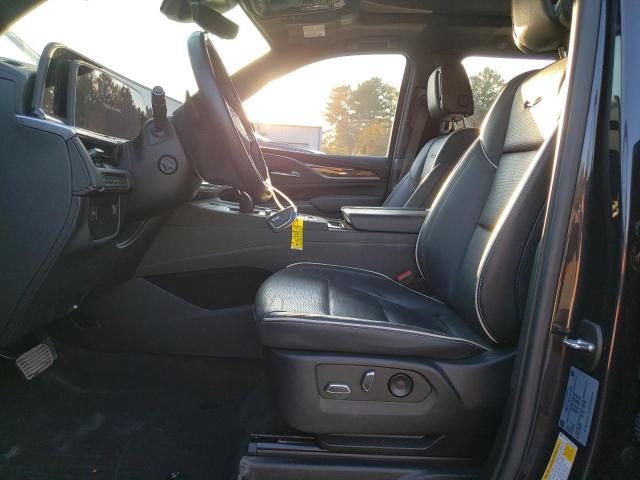 76924824-2022-cadillac-escalade_7