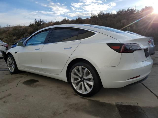 76930023-2019-tesla-model-3_2