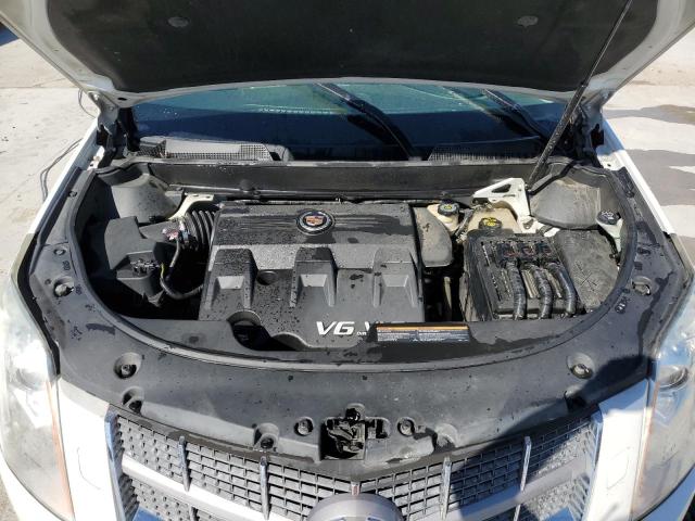 76965754-2011-cadillac-srx_12