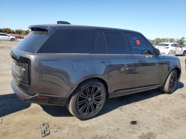 76972244-2023-land-rover-rangerover_3