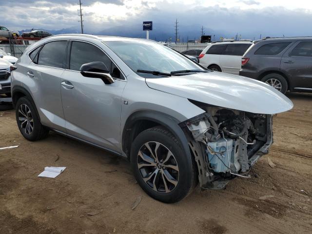 76996323-2015-lexus-nx_4