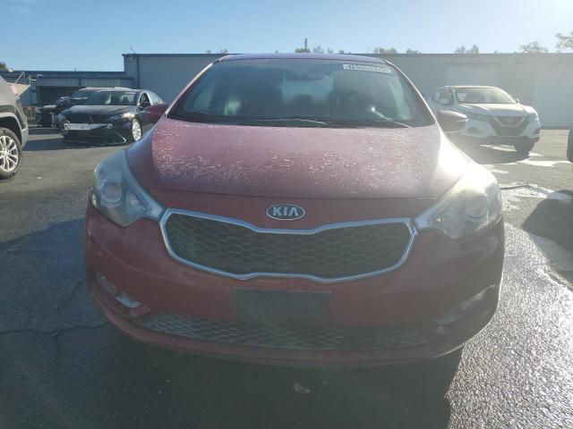 76999044-2014-kia-forte_5