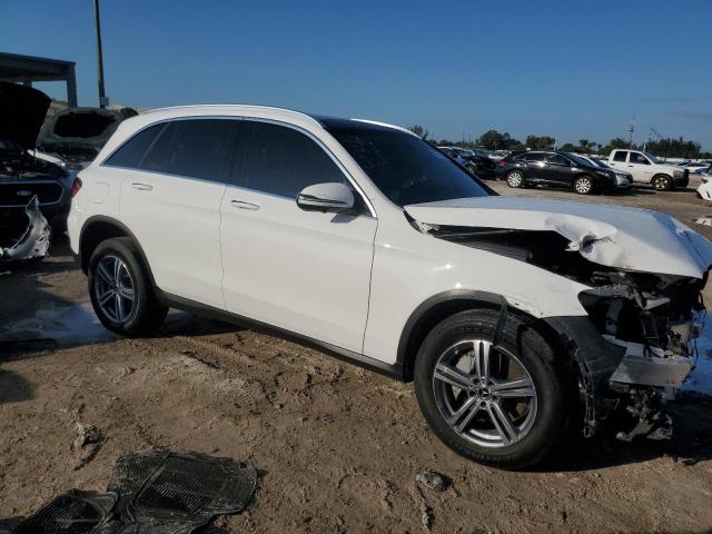 77013794-2021-mercedes-benz-glc-class_4