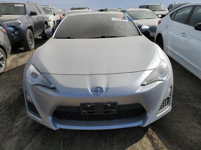 77032324-2015-toyota-scion_5