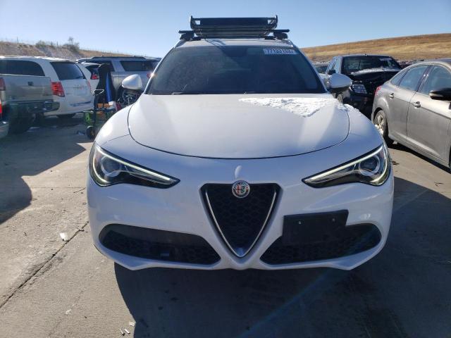 77133153-2018-alfa-romeo-stelvio_5