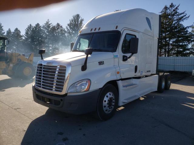 77163383-2014-freightliner-all-other_2