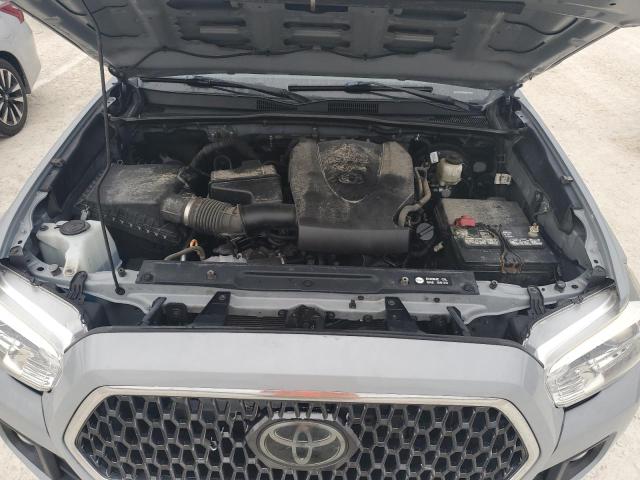 77252764-2018-toyota-tacoma_11