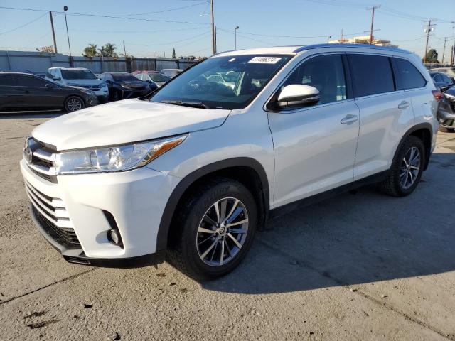 77496274-2019-toyota-highlander_1