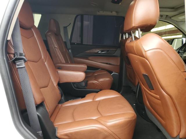 77590394-2019-cadillac-escalade_11