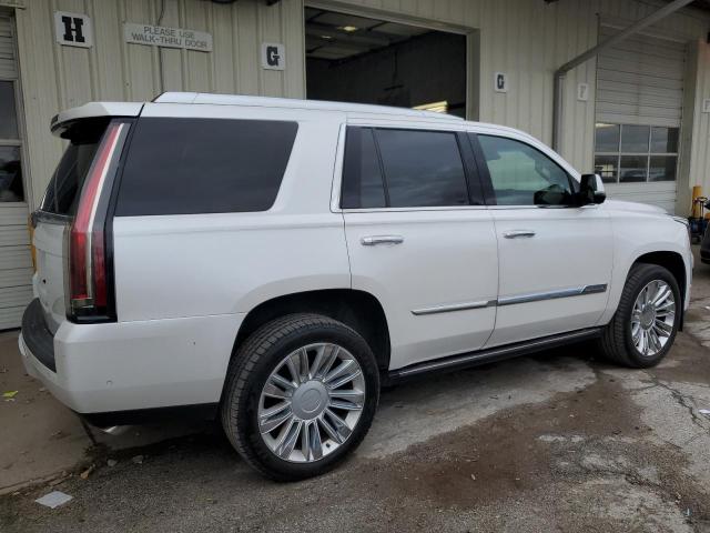 77590394-2019-cadillac-escalade_3