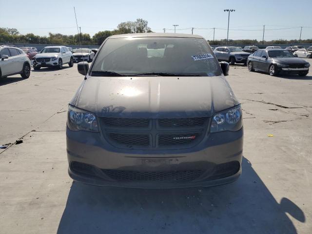 77603314-2017-dodge-caravan_5