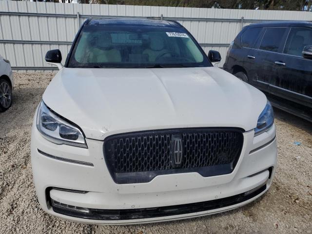 77610074-2023-lincoln-aviator_5