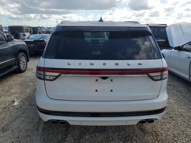 77610074-2023-lincoln-aviator_6