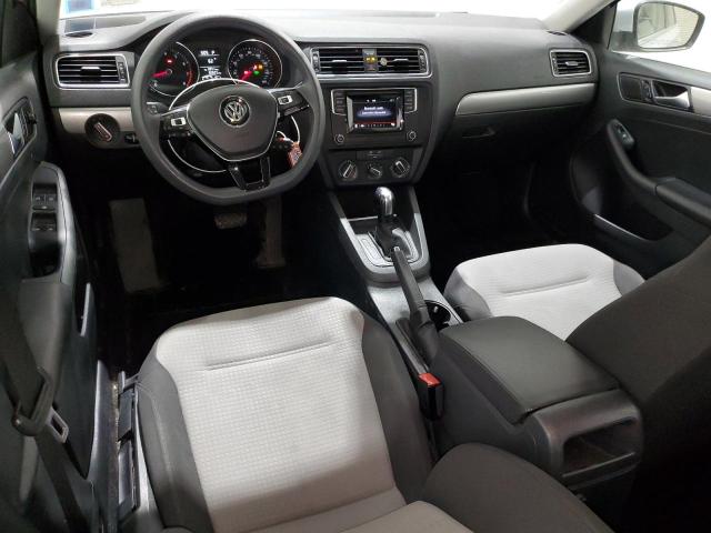 77611334-2017-volkswagen-jetta_8