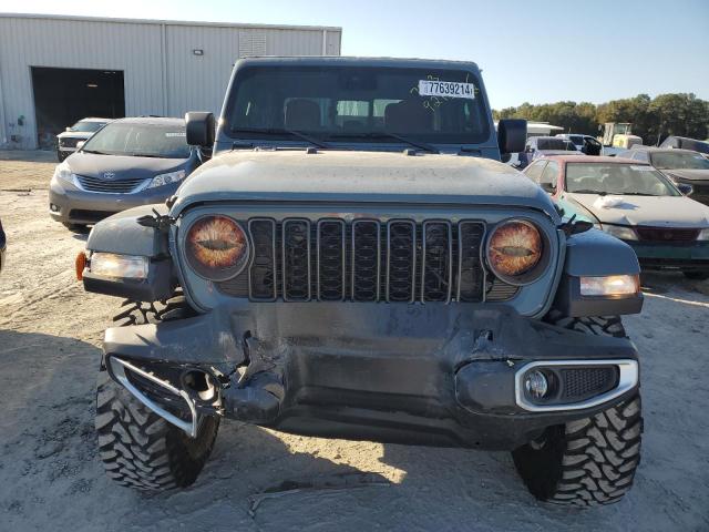 77639214-2024-jeep-gladiator_5