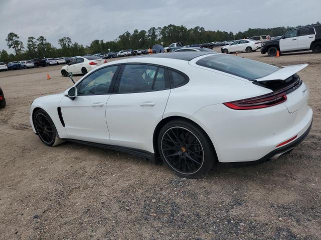 77650594-2018-porsche-panamera_2