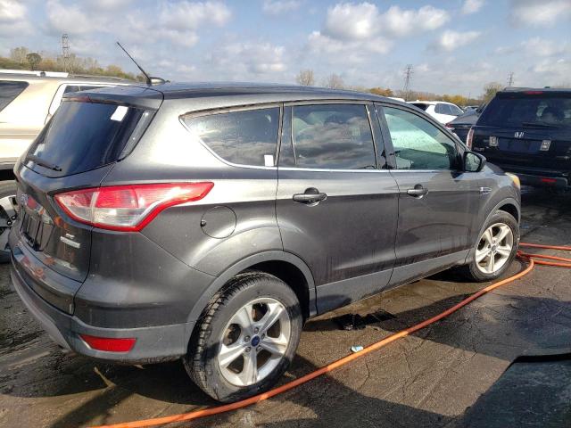 77784704-2015-ford-escape_3