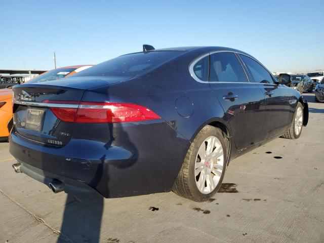 77820993-2016-jaguar-xf_3