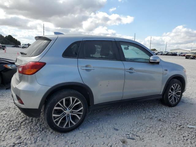 77868054-2019-mitsubishi-outlander_3