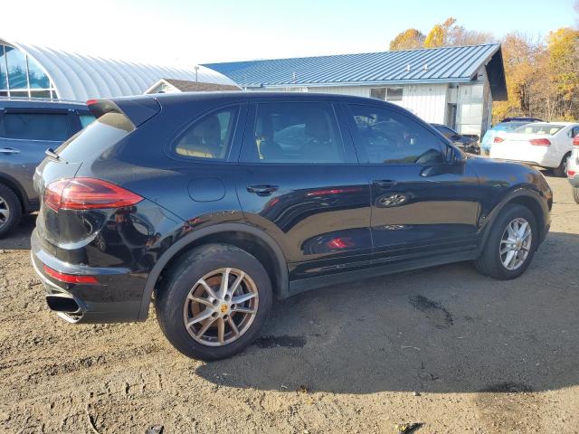 77884344-2016-porsche-cayenne_3