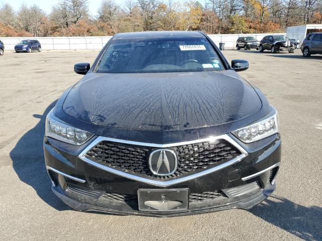 77887434-2018-acura-rlx_5