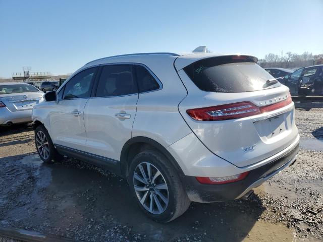 77948003-2019-lincoln-mkc_2