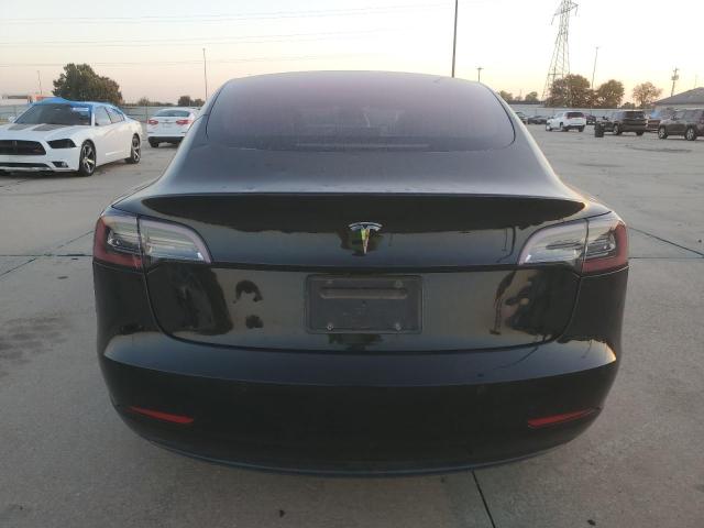 77986724-2019-tesla-model-3_6