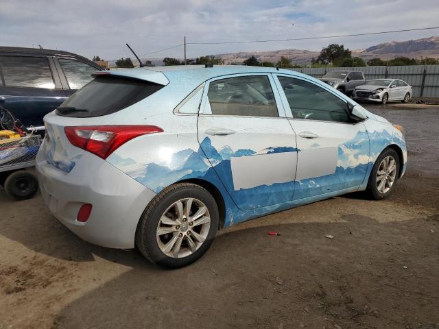 78026344-2016-hyundai-elantra_3