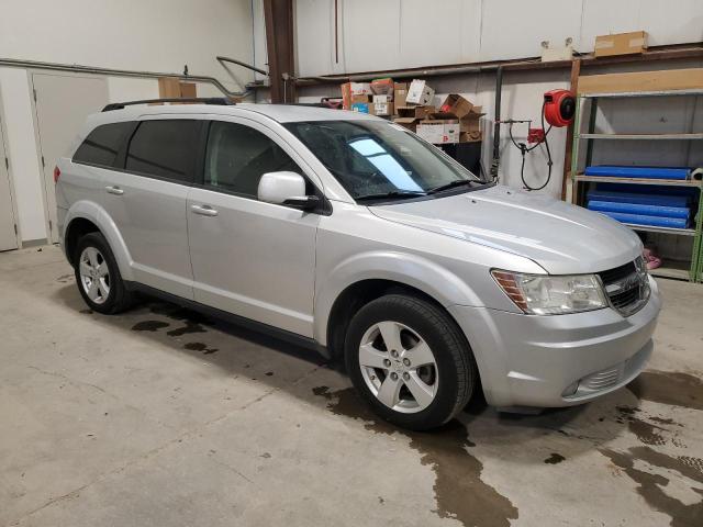 78242844-2010-dodge-journey_4