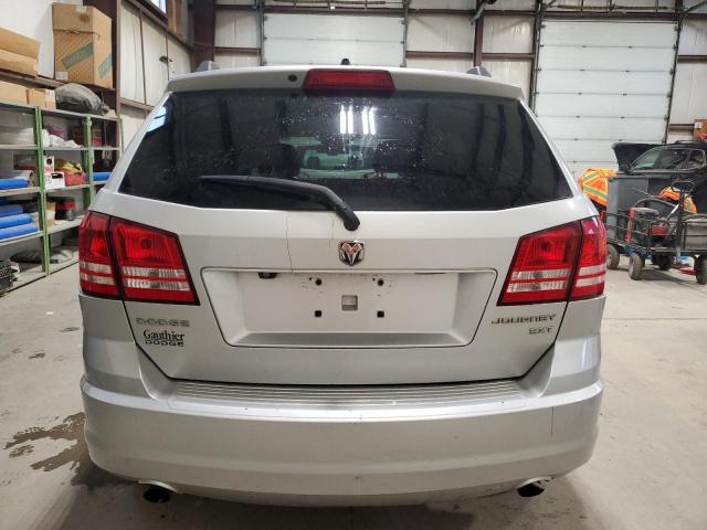 78242844-2010-dodge-journey_6