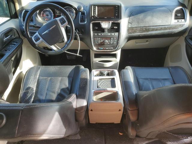 78281624-2014-chrysler-minivan_8