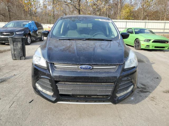 78314634-2016-ford-escape_5