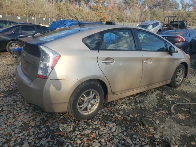 78364314-2010-toyota-prius_3