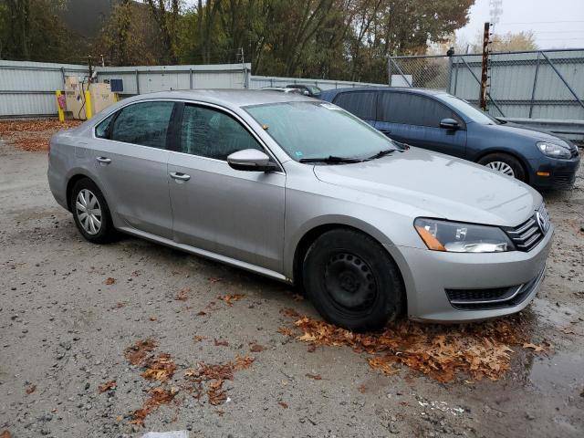 78424334-2012-volkswagen-passat_4