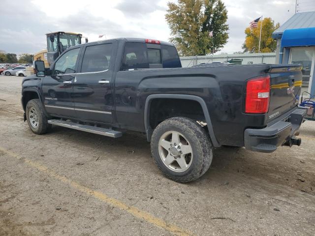 78466294-2015-gmc-sierra_2