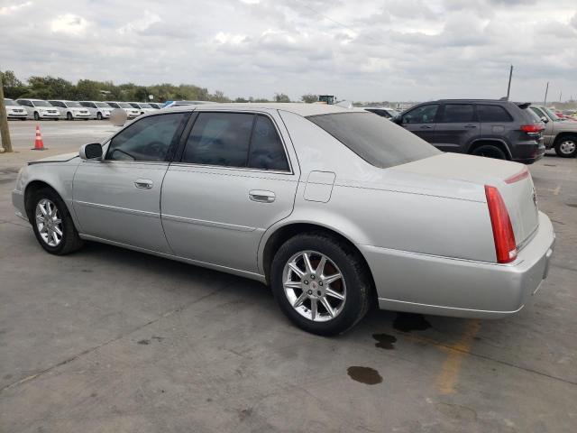 78491214-2010-cadillac-dts_2