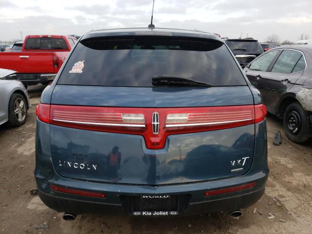 78511363-2016-lincoln-mkt_6