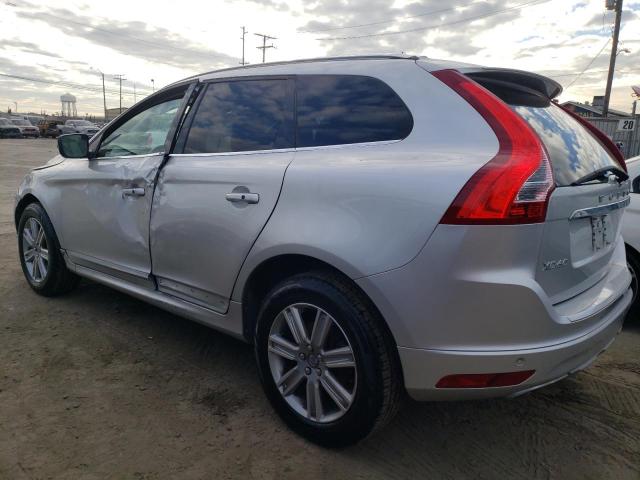 78516333-2017-volvo-xc60_2