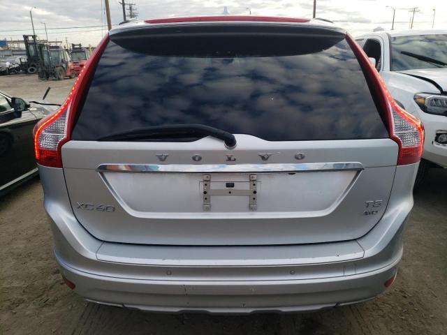 78516333-2017-volvo-xc60_6